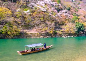 Japan Autumn Foliage 2026: A Destination Guide to Kyoto, Mount Fuji and the Classic Golden Route